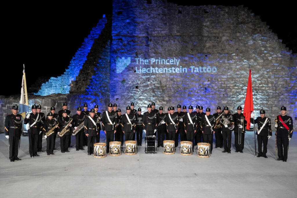 Gruppenbild der Polizeimusik Basel